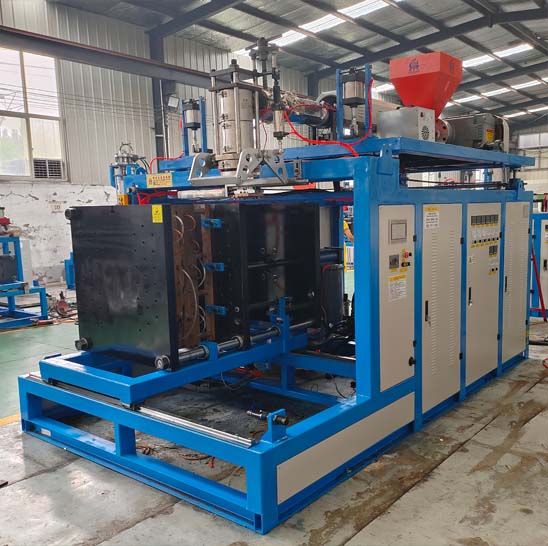 汽車風(fēng)道吹塑機(jī)