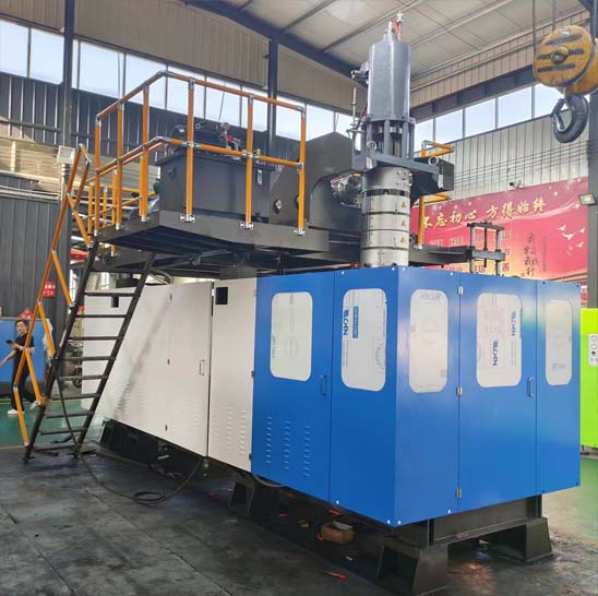 100型吹塑機(jī)