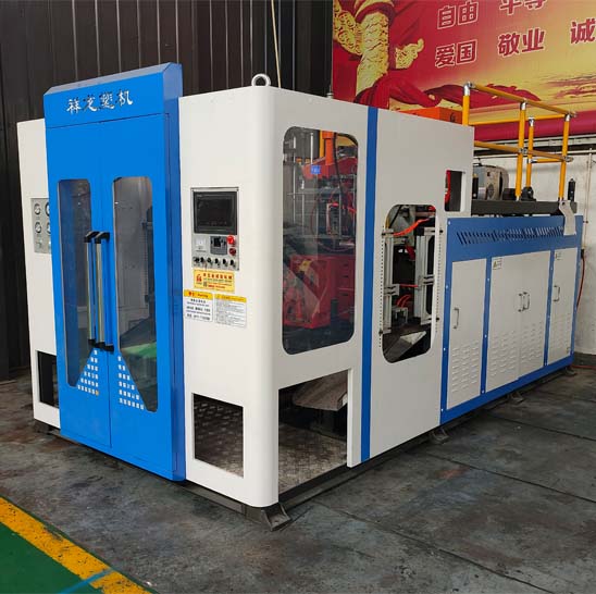 24、全自動75吹塑機1.jpg